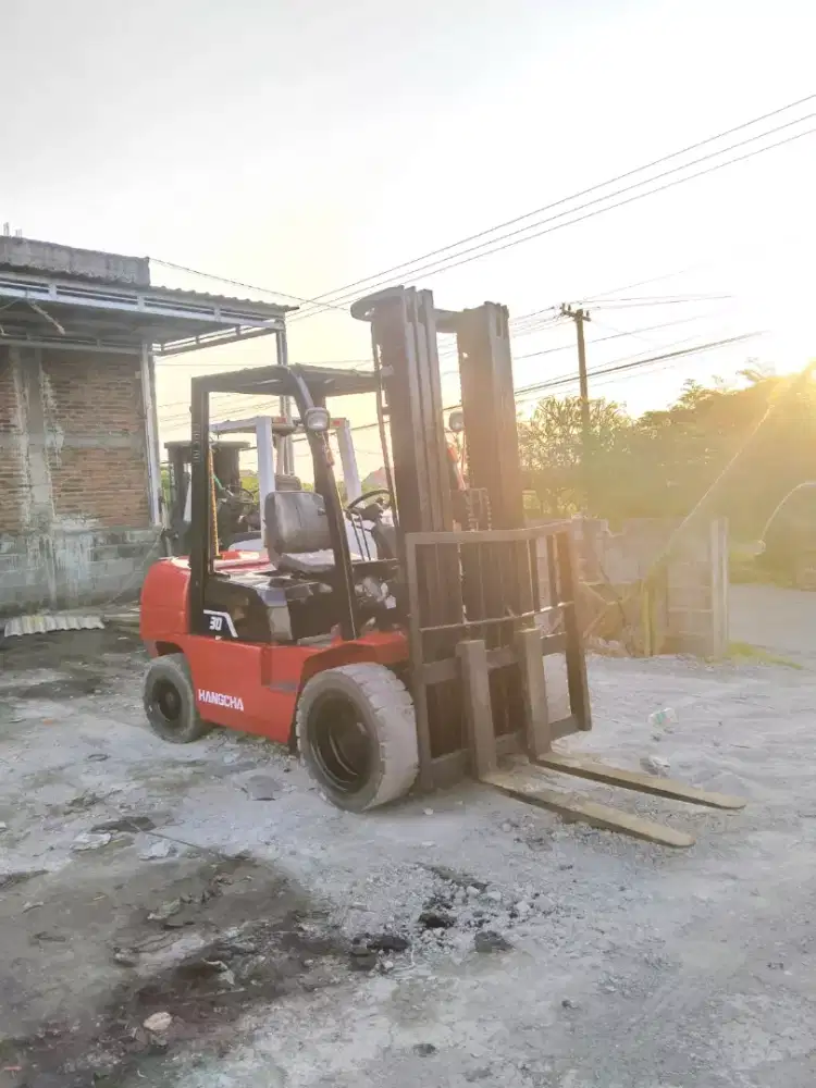 Forklift hangca isuzu