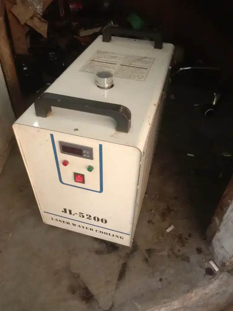 Chiller.water chiller. Showcase.kulkas freezer. Service. Tukang