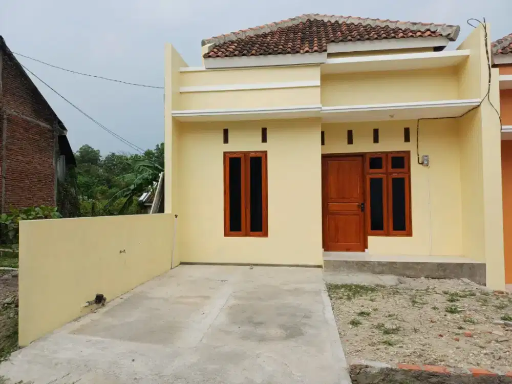 Jual rumah baru lokasi timur Plesungan luas 65mtr harga 250jt nego