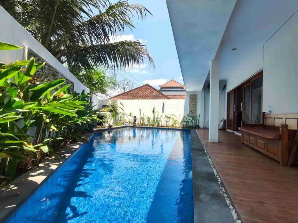 House with Swimming Pool in Kertalangu Kesiman Near Sanur