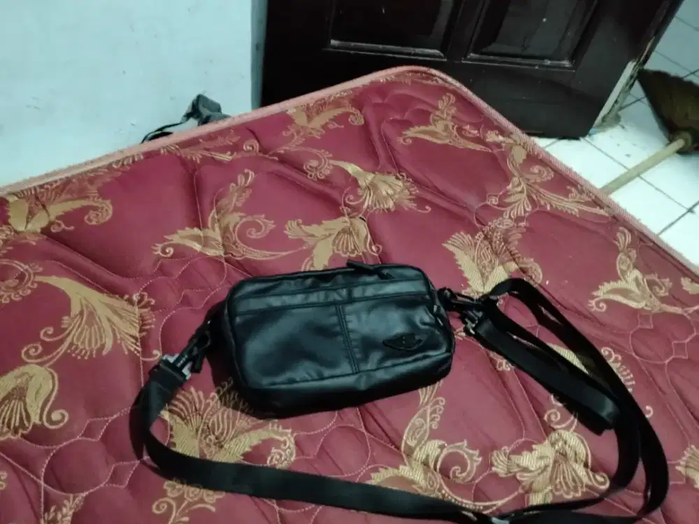Monggo dijual tas bekas