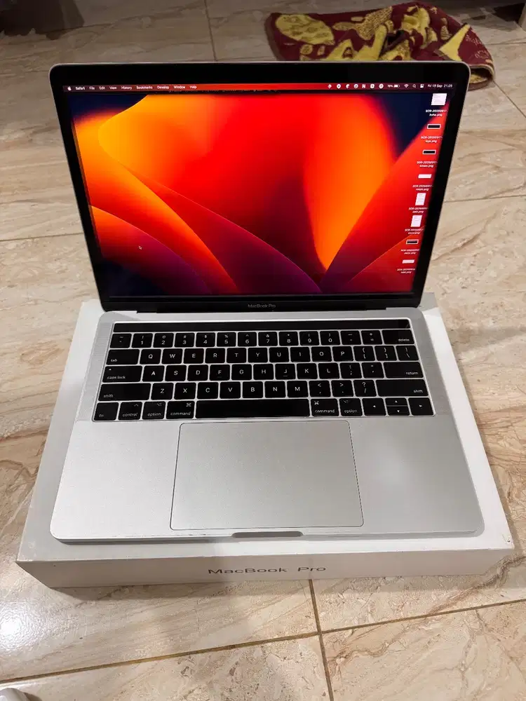 Macbook Pro 2017 13 inch 16/512 GB