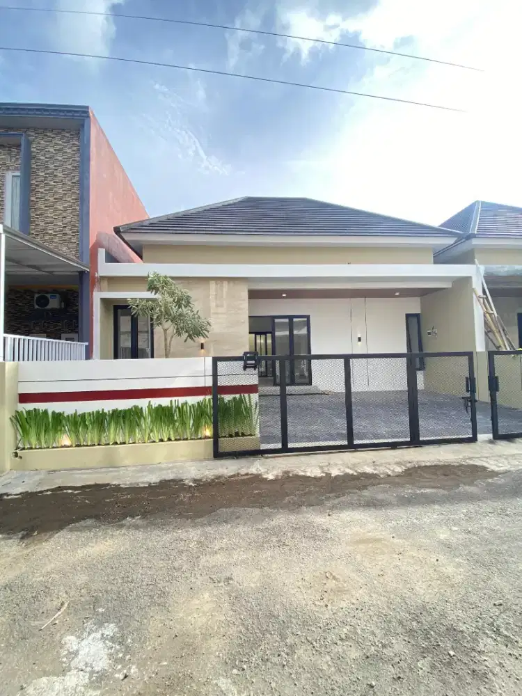 Dijual rumah proses bangun di Caturharjo Sleman