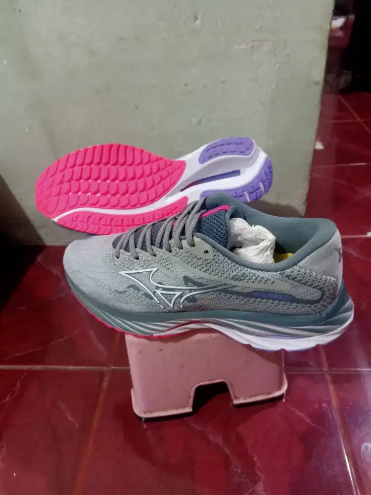 Sepatu Running Mizuno wave rider size 44