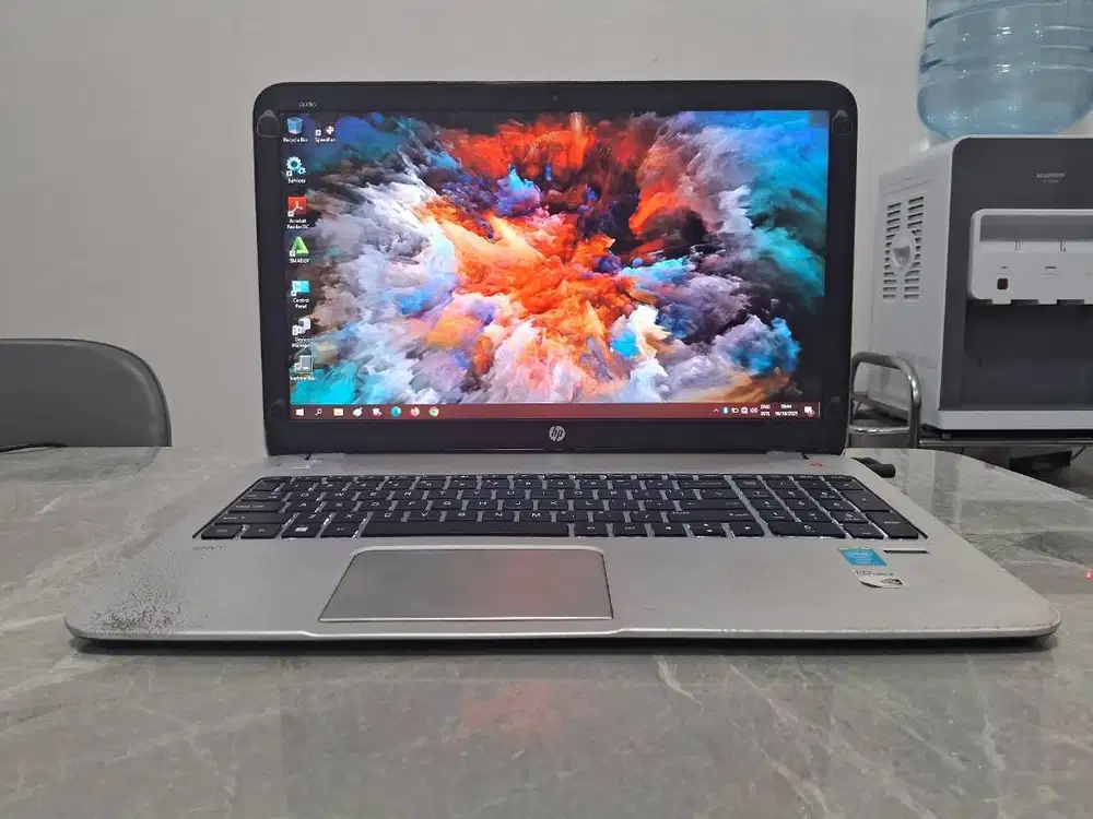 HP Envy Core i7 8Cpu 16GB Laptop BerVGA Dual NVidia Kyb Light Win ORI