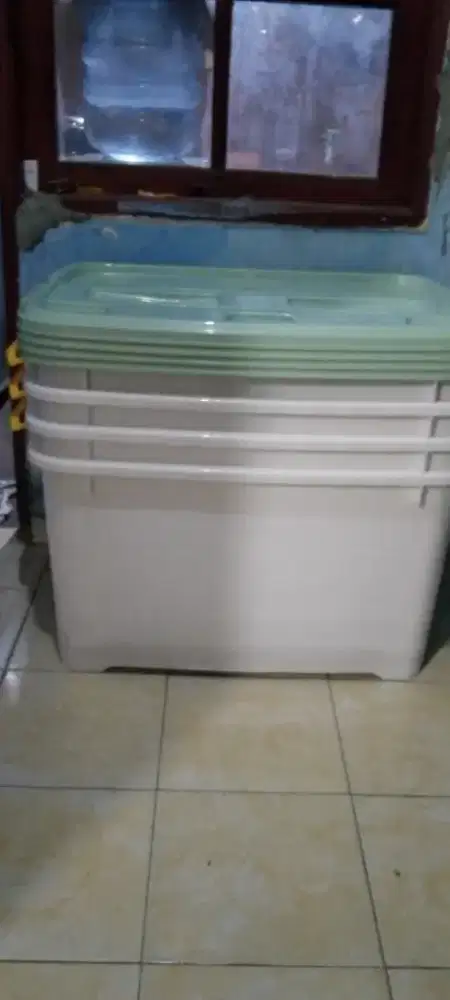 Jual box container ukuran paling besar seratus Lima puluh Merk ezy