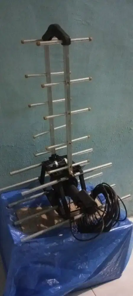 Jual antena TV dan booster
