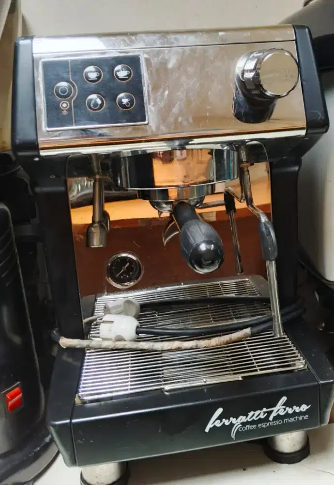 Mesin kopi Ferrari fero