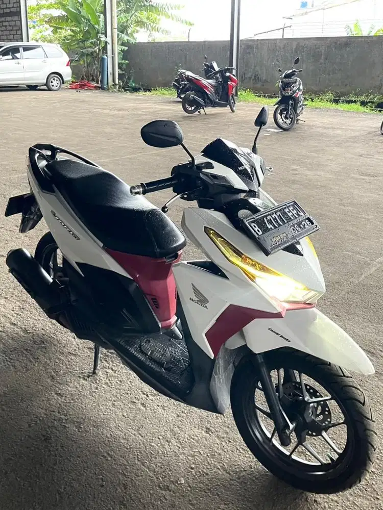 Honda Vario 150 White KM 89rb (bebas tabrakan) Nego Tipis