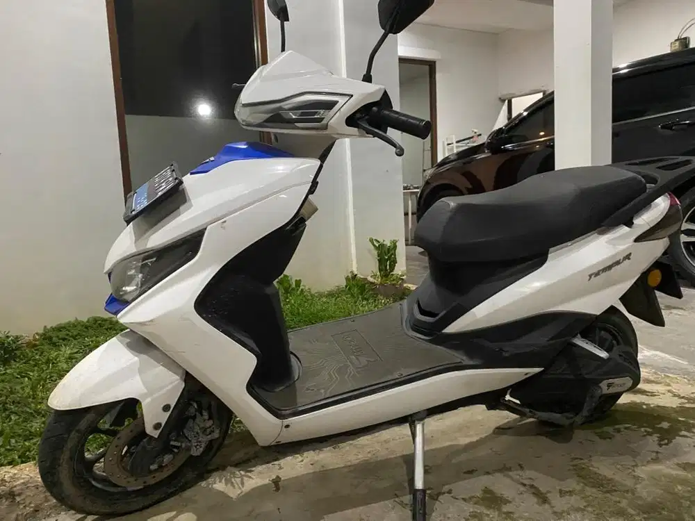 Motor listrik Smoot Tempur bagus jarang pakai
