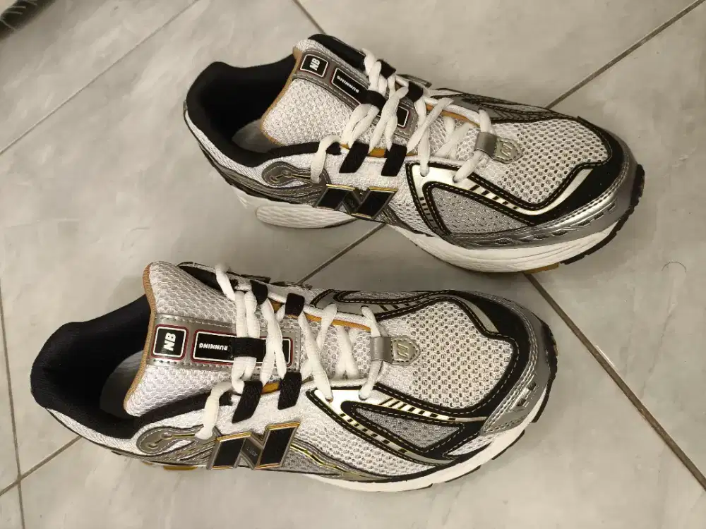 New Balance 1906r White Gold