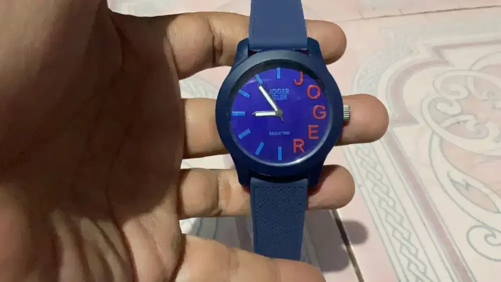 Jam Joger Jelek