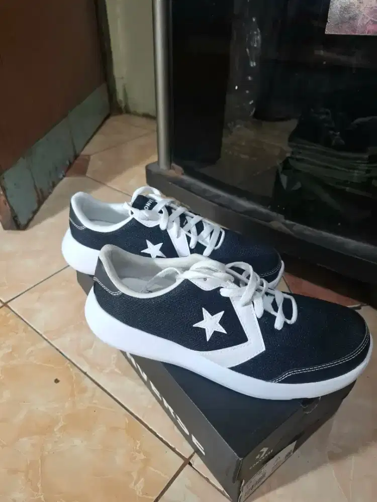 Converse Day one trainer