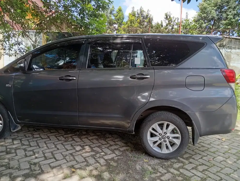 Toyota Kijang Innova 2016 Bensin