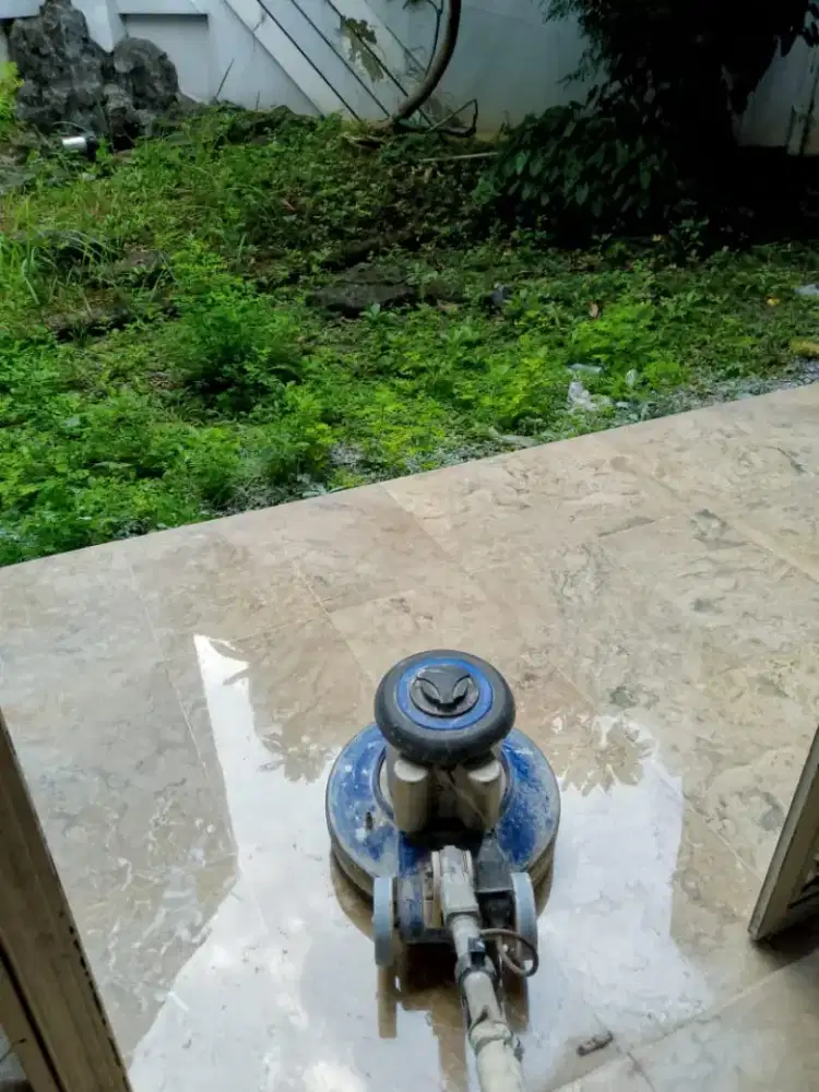 Jasa Poles Lantai