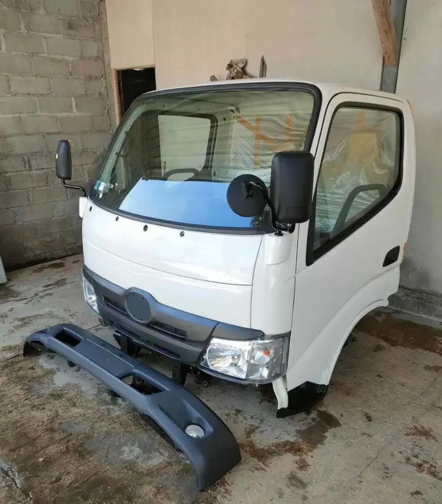 Kabin hino dutro ori copotan
