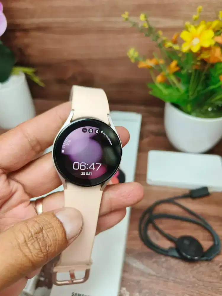 Samsung watch 5 40mm rose gold mulus 99% full original garansi resmi