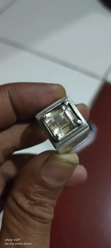 Cincin permata perak