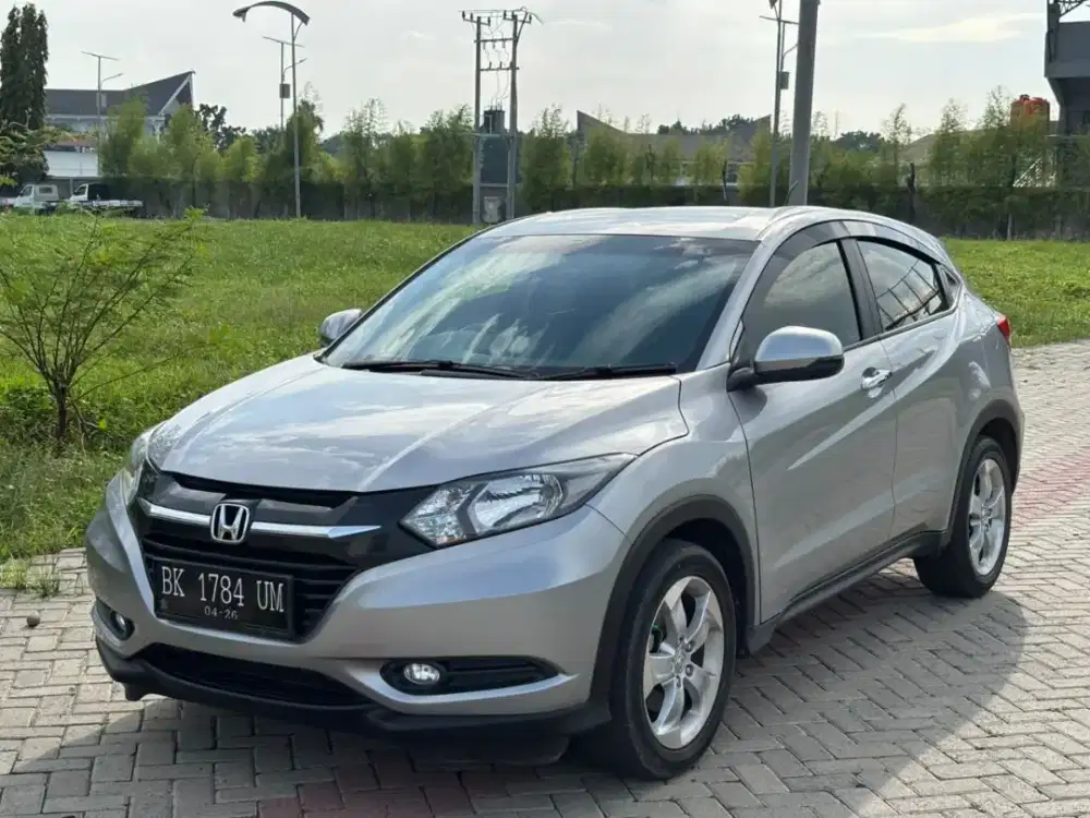 (KM 23rb) Honda HRV E cvt at tahun 2016