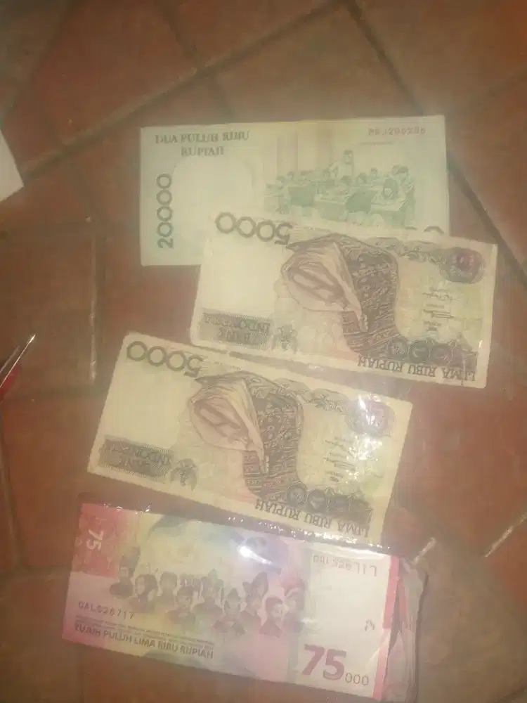 Uang lama pecahan 20,5,5,75