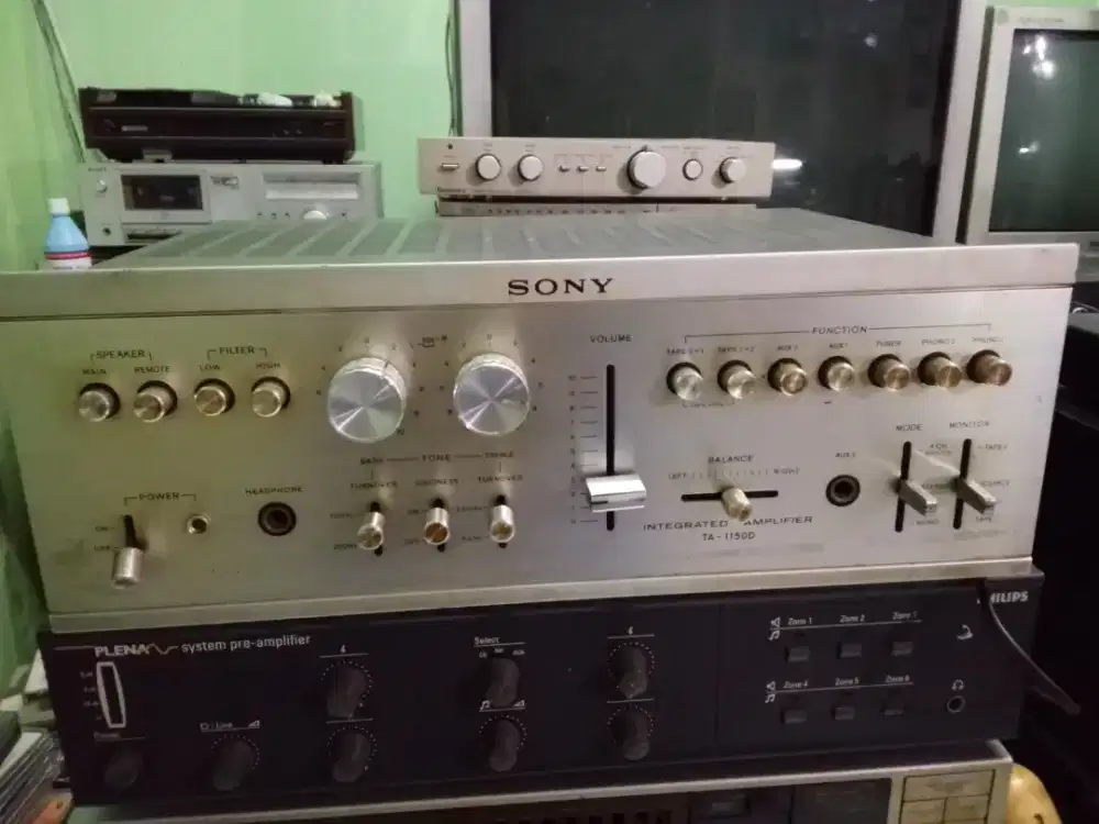 Amplifier Sony TA-1150D