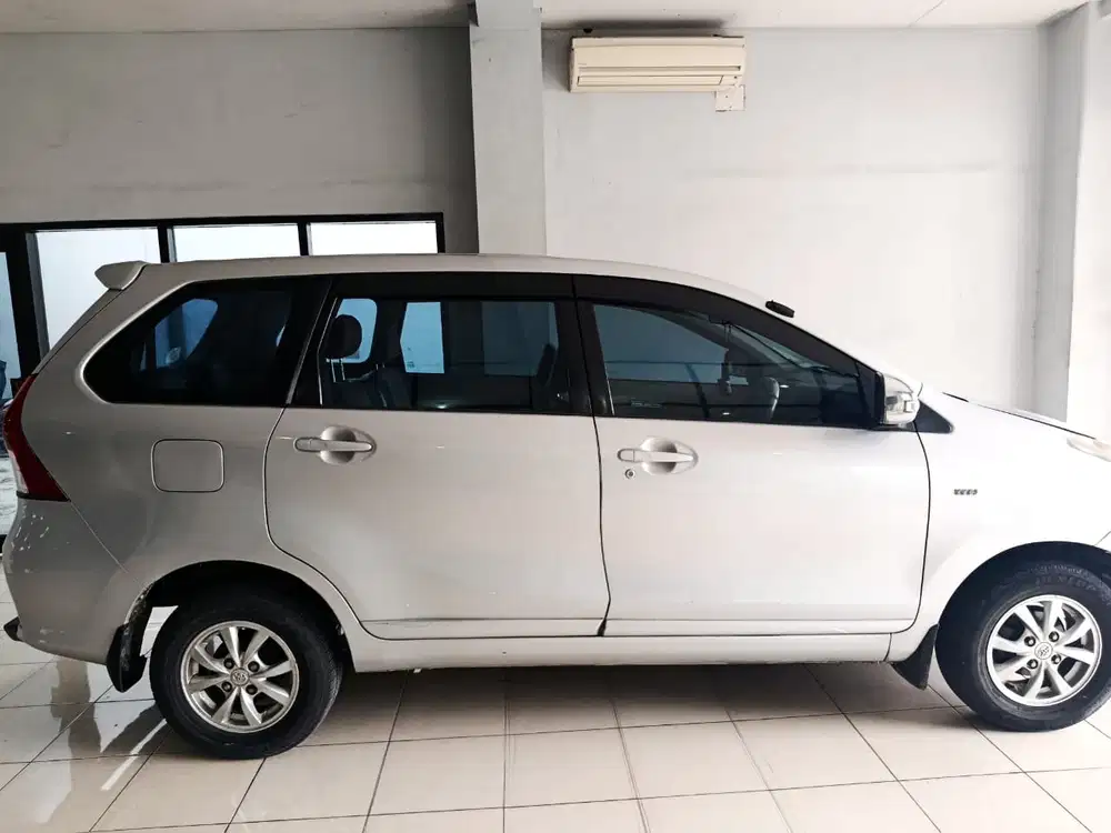 Toyota Avanza 2012 Bensin
