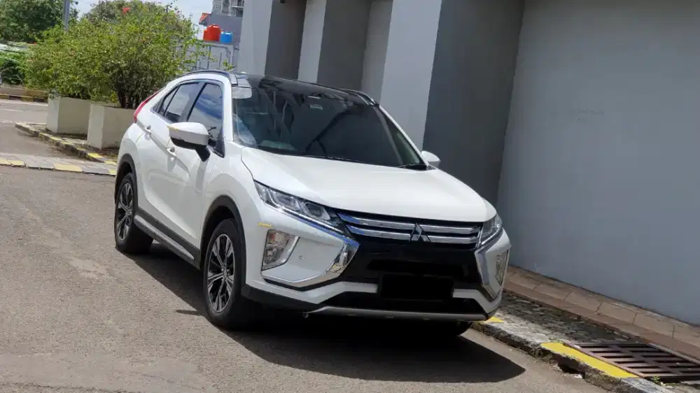[ ANTIK LOW KM ] Mitsubishi Eclipse Cross Ultimate 1.5 AT 2019/2020