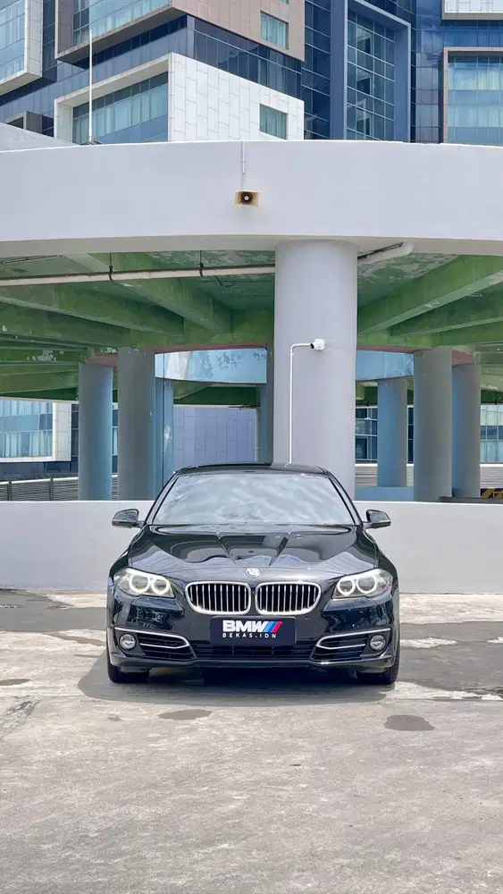 BMW 528i Luxury 2016 bensin
