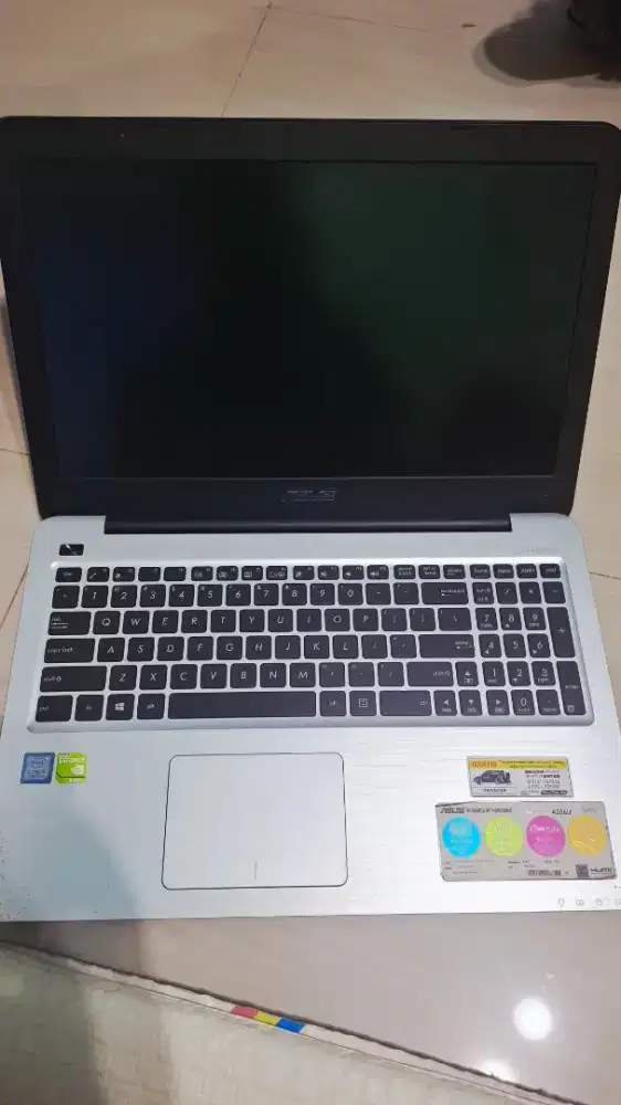Laptop ASUS A556U