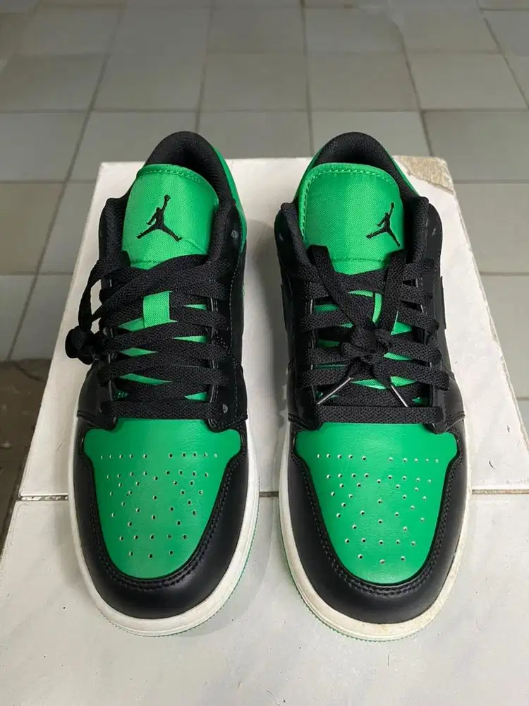 Air Jordan 1 Low Lucky Green