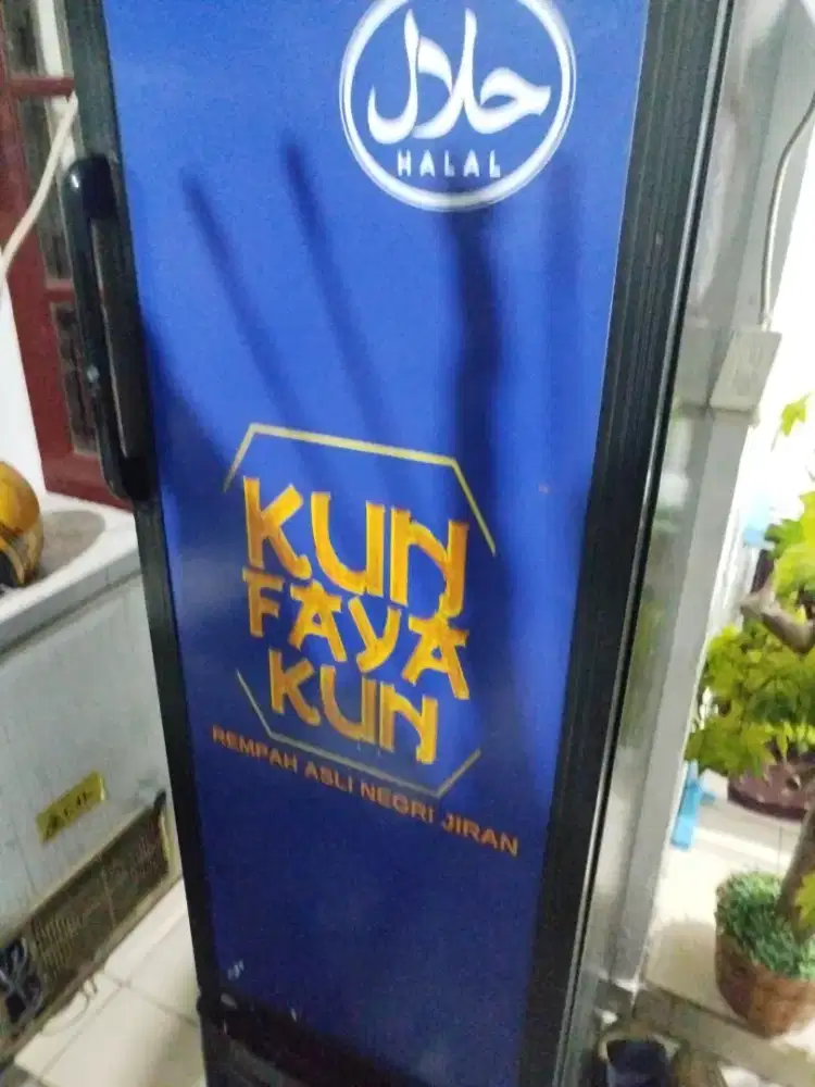 Showcase 1 pintu