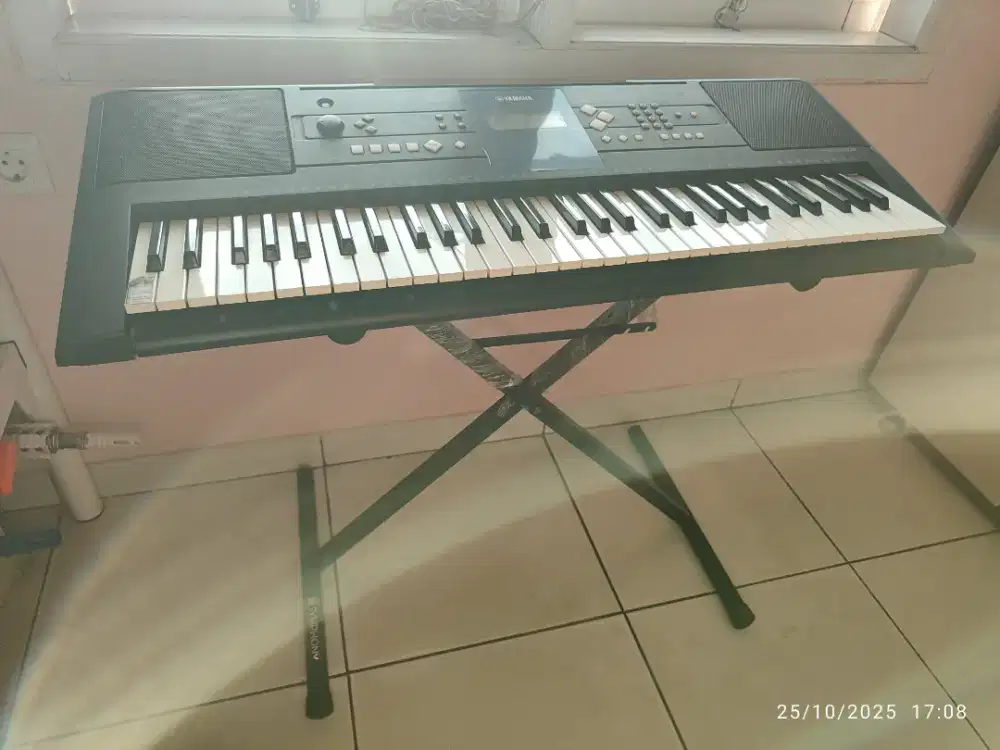 Keyboard Yamaha PSR-E263 + Stand | Mulus & Siap Pakai