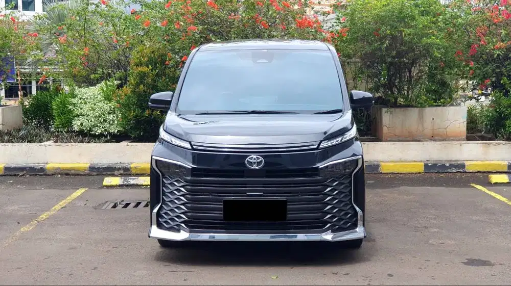 Toyota All New Voxy TSS Camera360 Hitam 2024 Like New Low KM Record