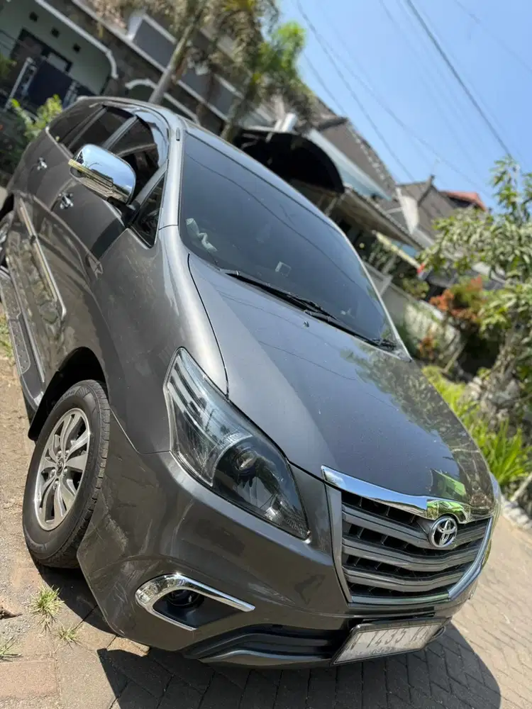 Toyota Kijang Innova 2015 Bensin