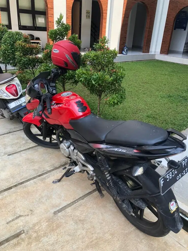 Jual Motor Pulsar 135 Pajak Hidup motor siap pakai