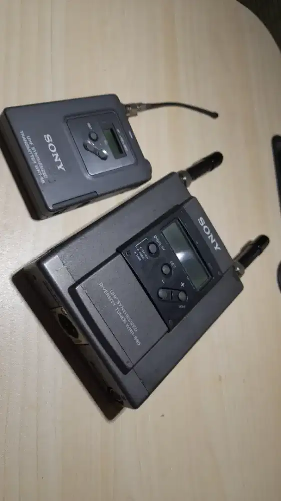Sony transmitterv & reciever