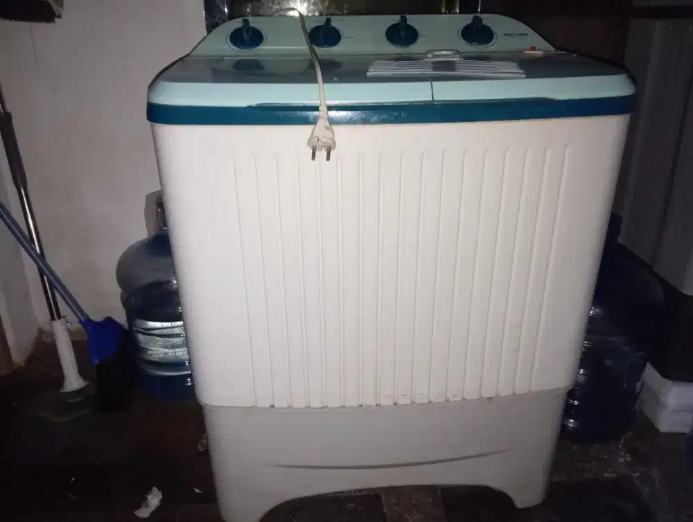 MESIN CUCI POLYTRON KAPASITAS 7KG BEKAS
