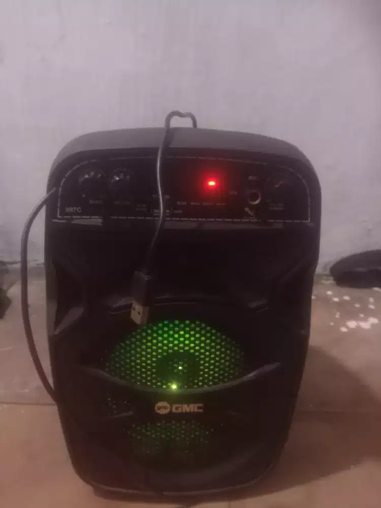 Speaker bluetooth