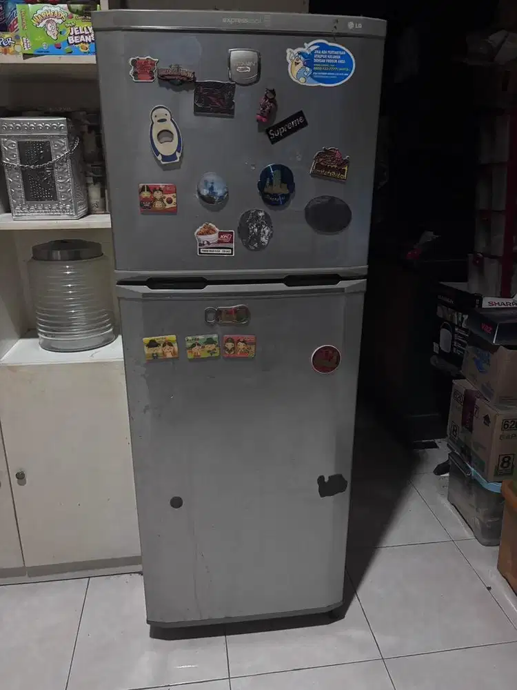 KULKAS SHARP NYALA TAPI KOMPRESOR RUSAK