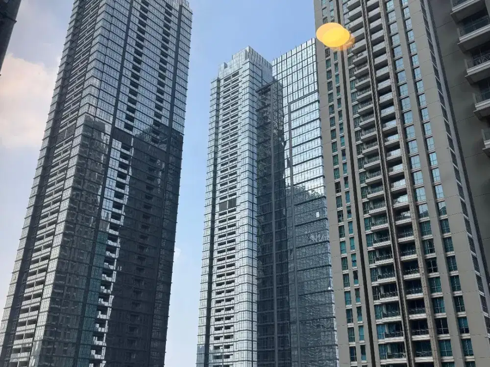 Office DISTRICT 8 @SENOPATI, TREASURY TOWER, 284m2, TURUN HARGA dari 22,5M ke 21,5M. VIP Lift, Full Marmer