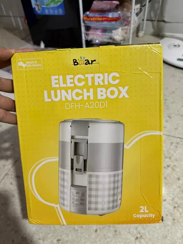 Bear Electric Lunch Box 2L / Kotak Bekal Elektrik / Penanak Nasi