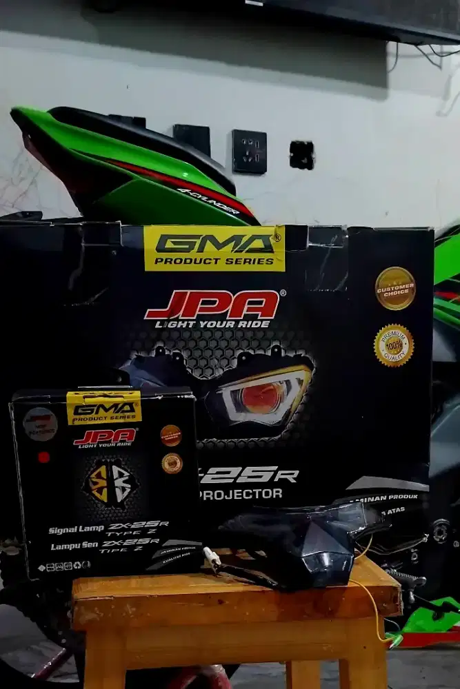Kawasaki ninja zx25r