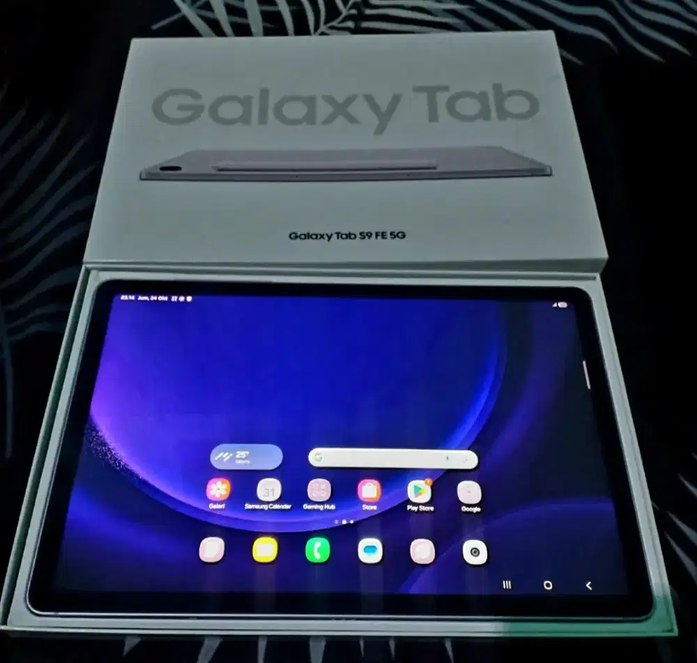 Samsung TAB S9 FE 5G

Ram 6/128GB

Fullset NO PEN
