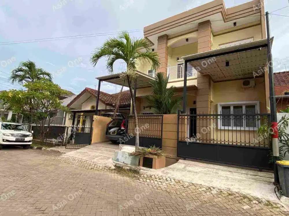 Rumah Besar Furnished dalam Perumahan di Caman Jaribening