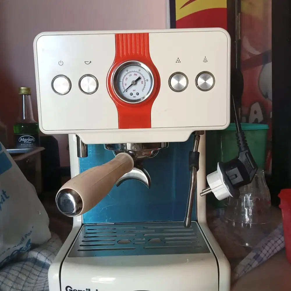 Dijual satu set mesin kopi