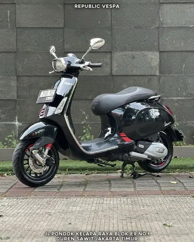 PIAGGIO VESPA SPRINT CARBON 150 IGET ABS TH 2018 LIMITED EDITION