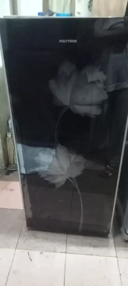 Kulkas politorn belesa kumplit orian