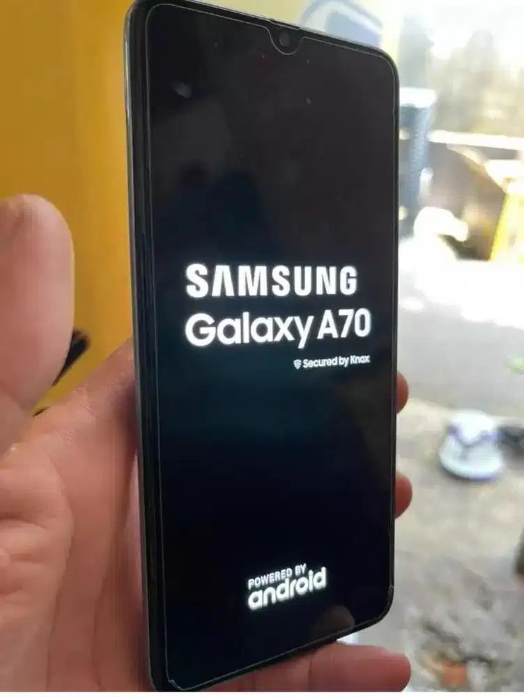 Jual samsung a70 6/128 amoled