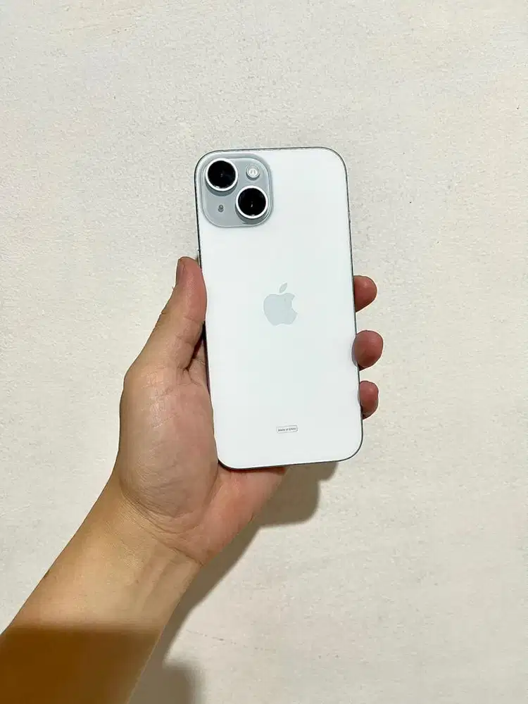 Iphone 15 128gb ibox garansi panjang