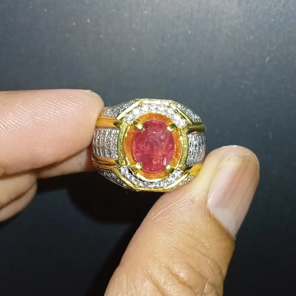Natural Ruby Ha 2.53 ct Madagaskar memo CGL